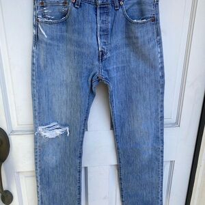 Levi's Men's Blue Distressed Jeans